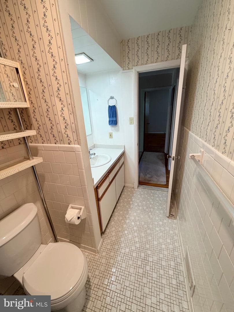 422 Chalfonte Drive photo 39