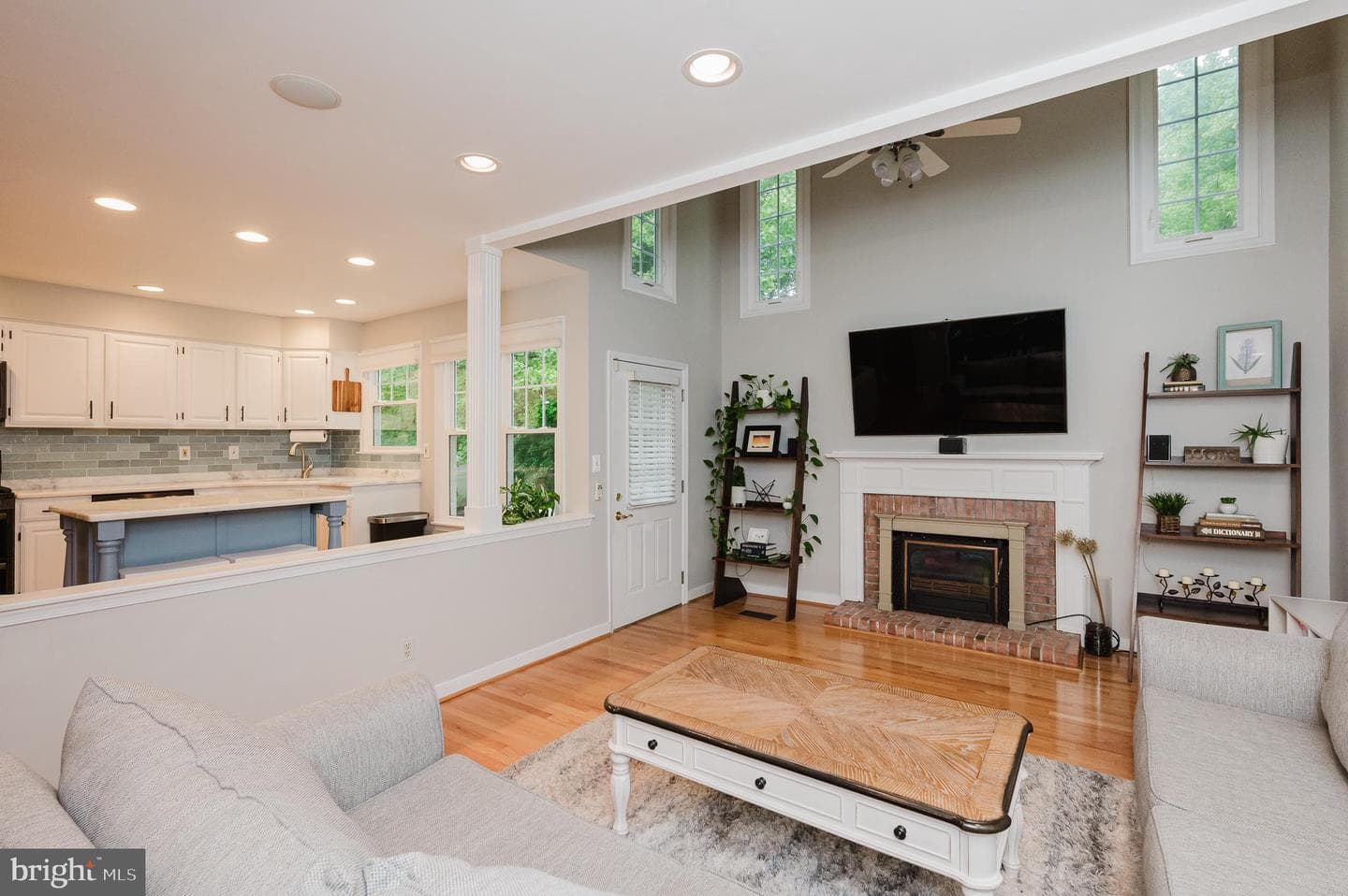 9003 Gardenia Road photo 11