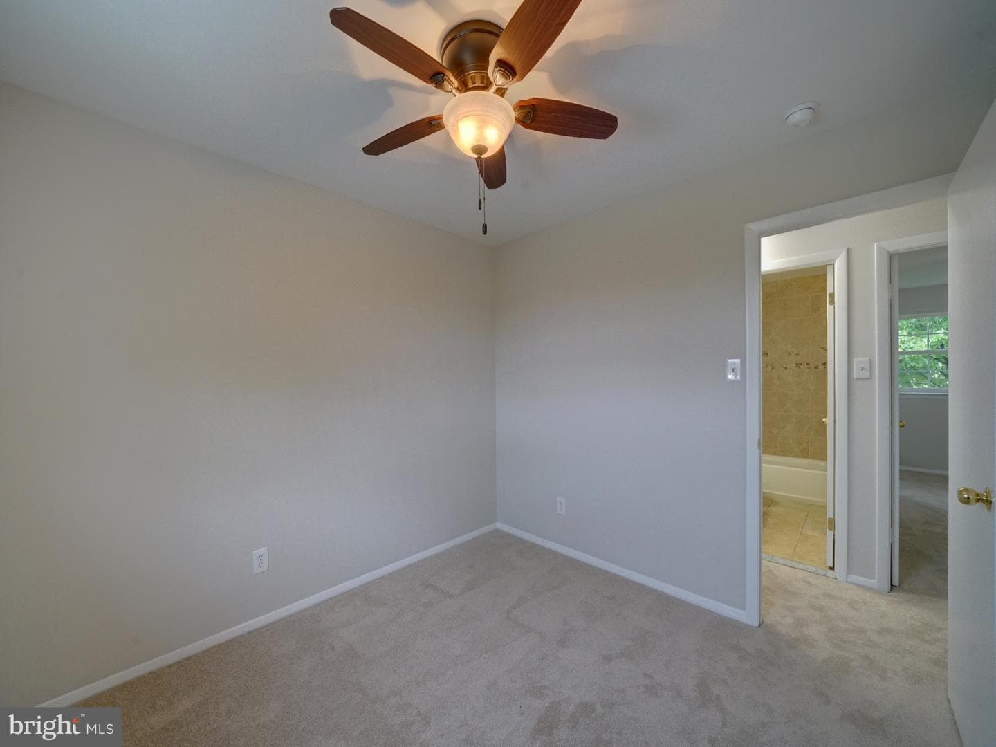 9121 Summer Park Drive photo 16