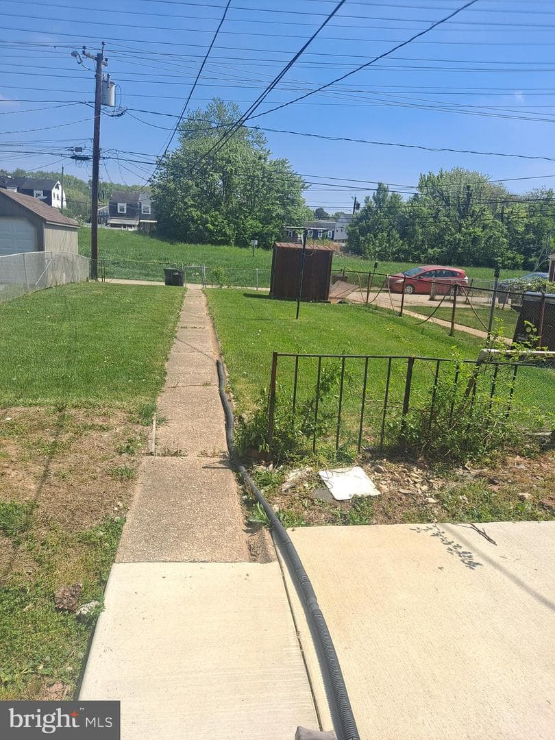 5663 Whitby Road photo 71