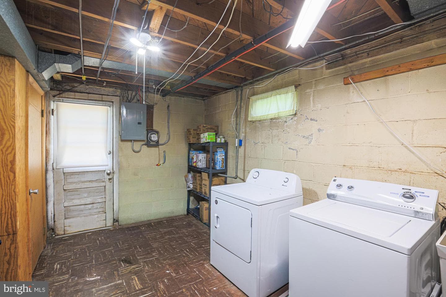 2451 Forest Green Road photo 27