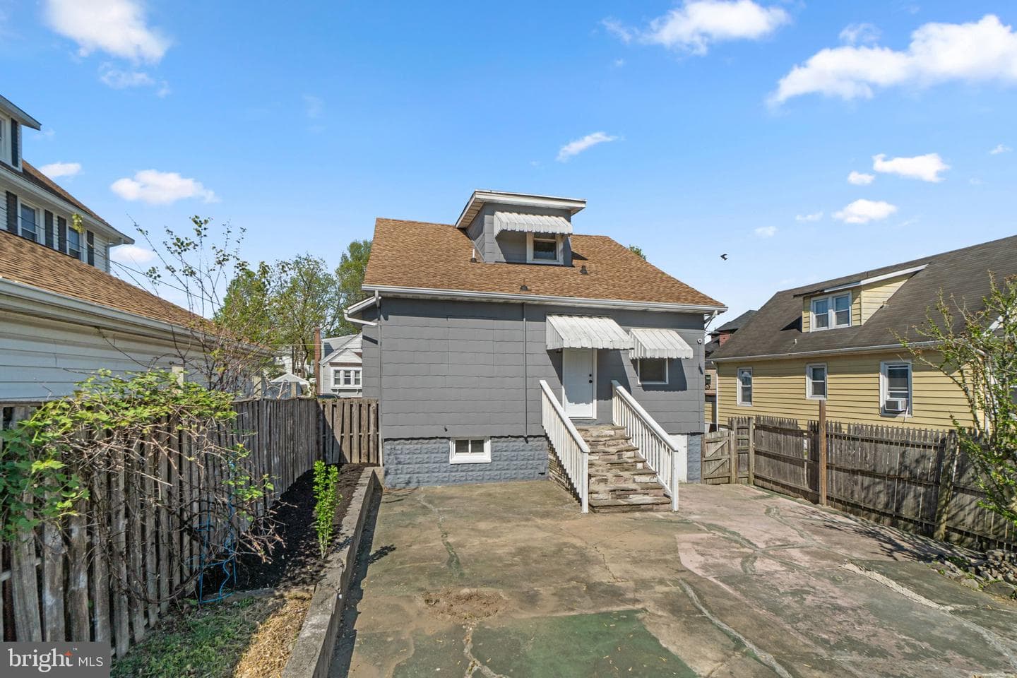 1229 North Avenue photo 40
