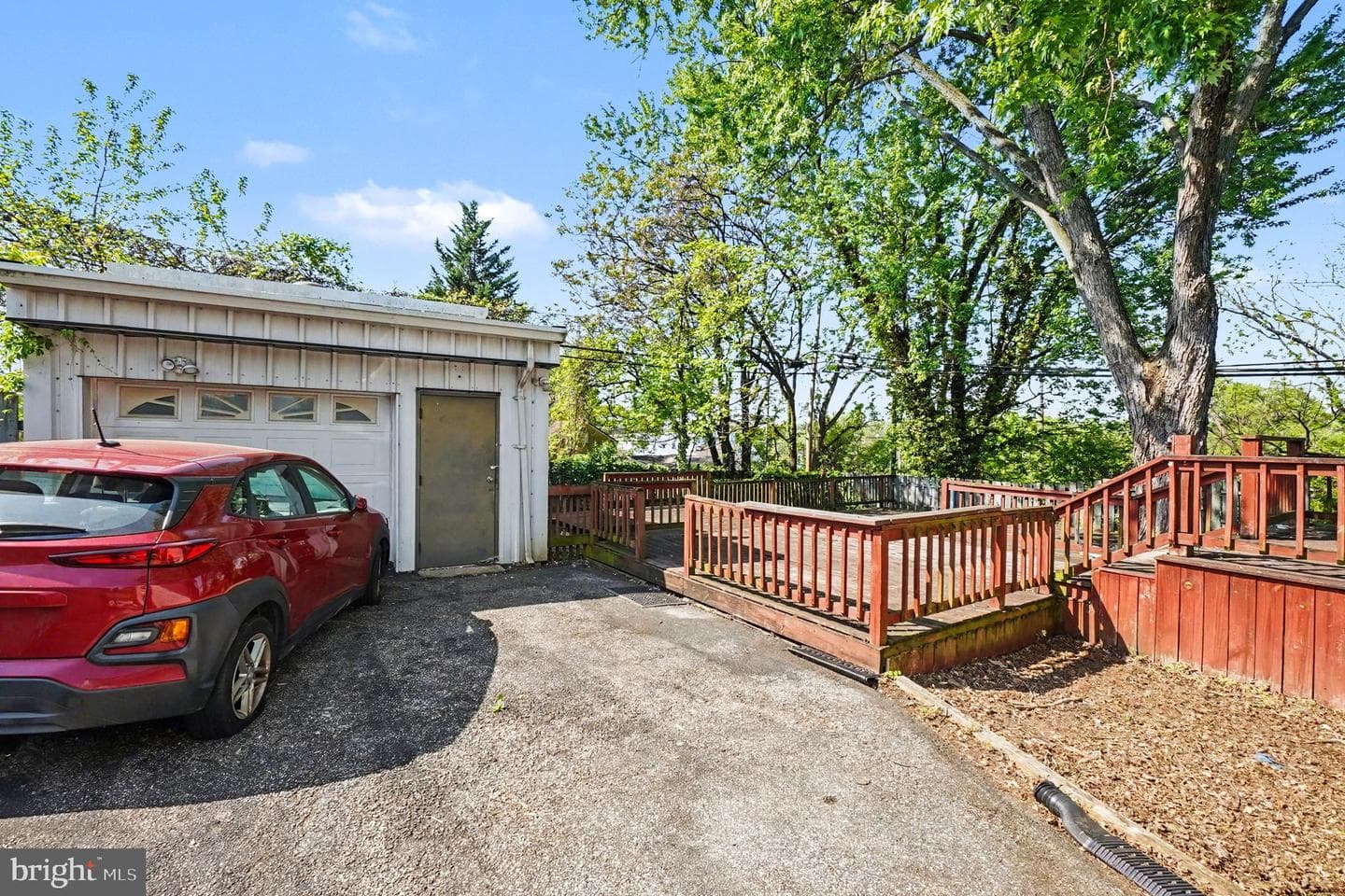 5 Lavern Avenue photo 34