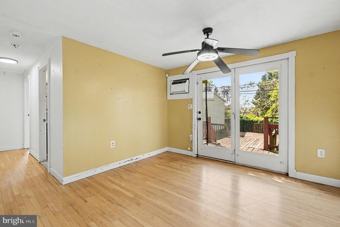 5 Lavern Avenue photo 8