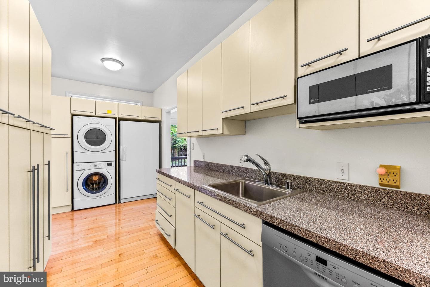 1501 Shore Road photo 30