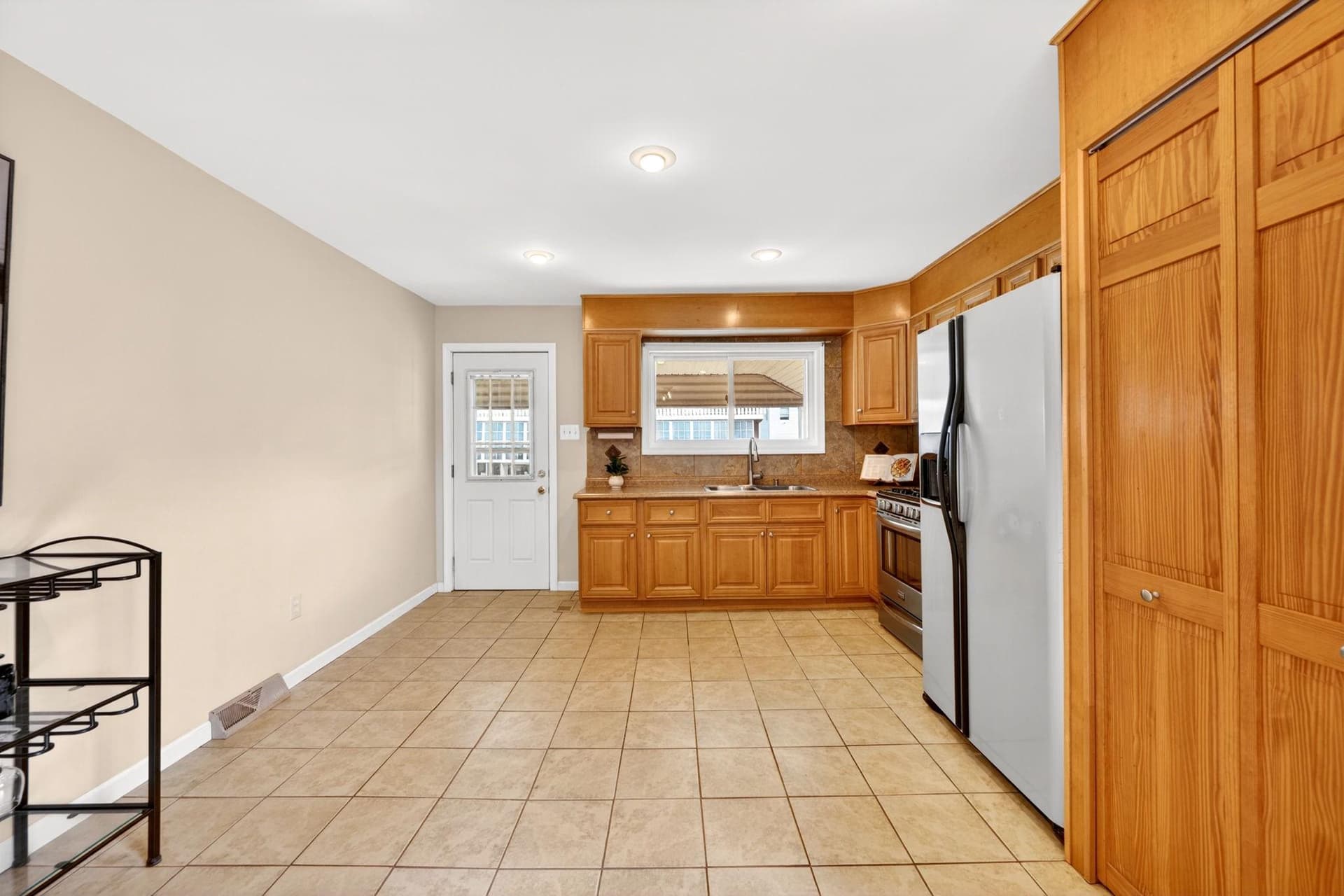 206 S Woodwell Road photo 13