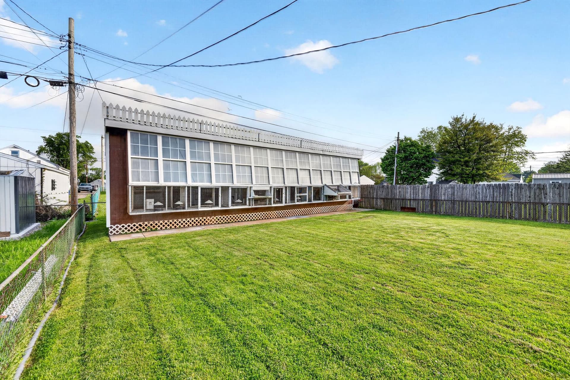 206 S Woodwell Road photo 32