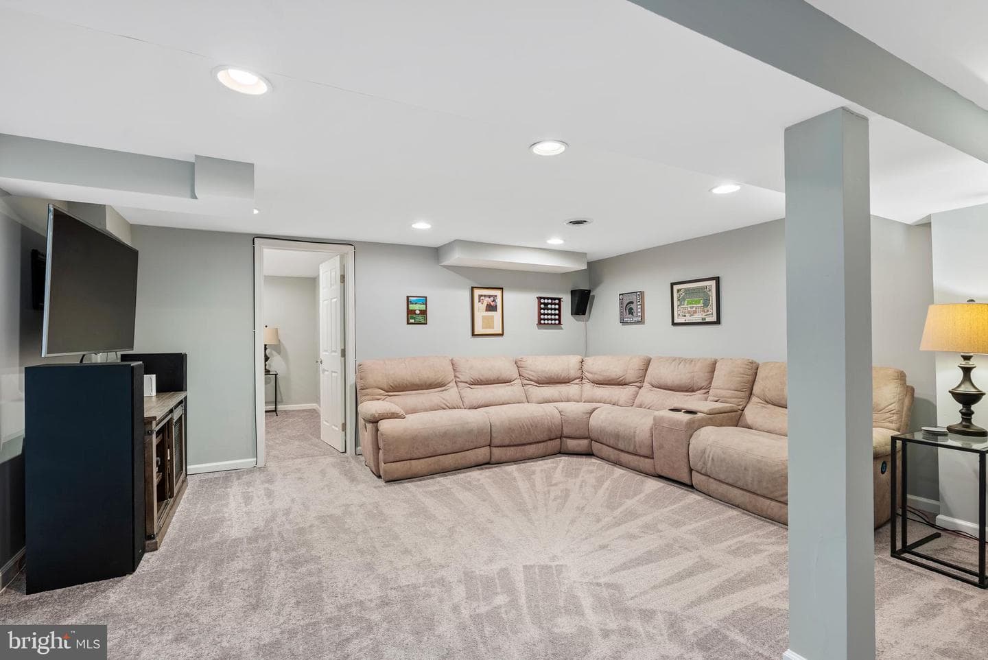 13716 Princess Anne Way photo 35