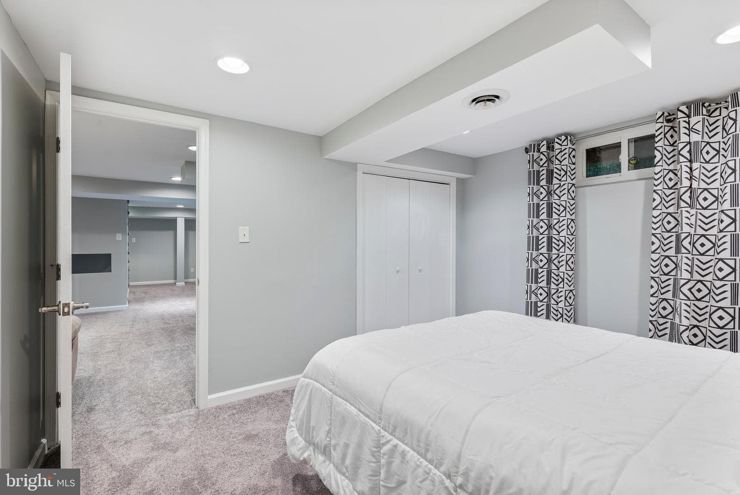 13716 Princess Anne Way photo 37