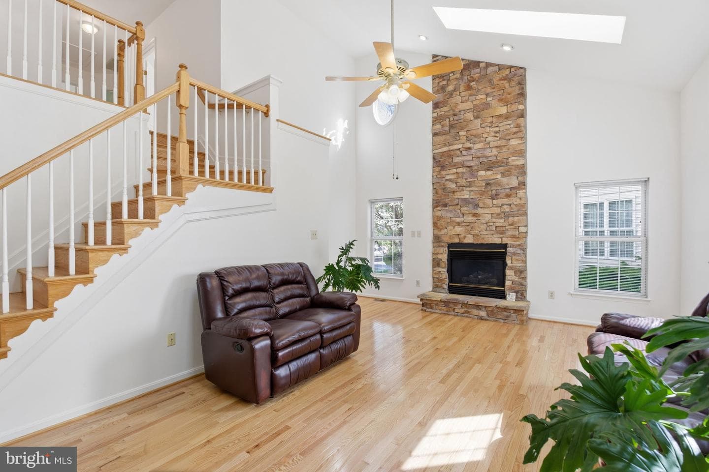 9500 Meadows Farm Drive photo 2