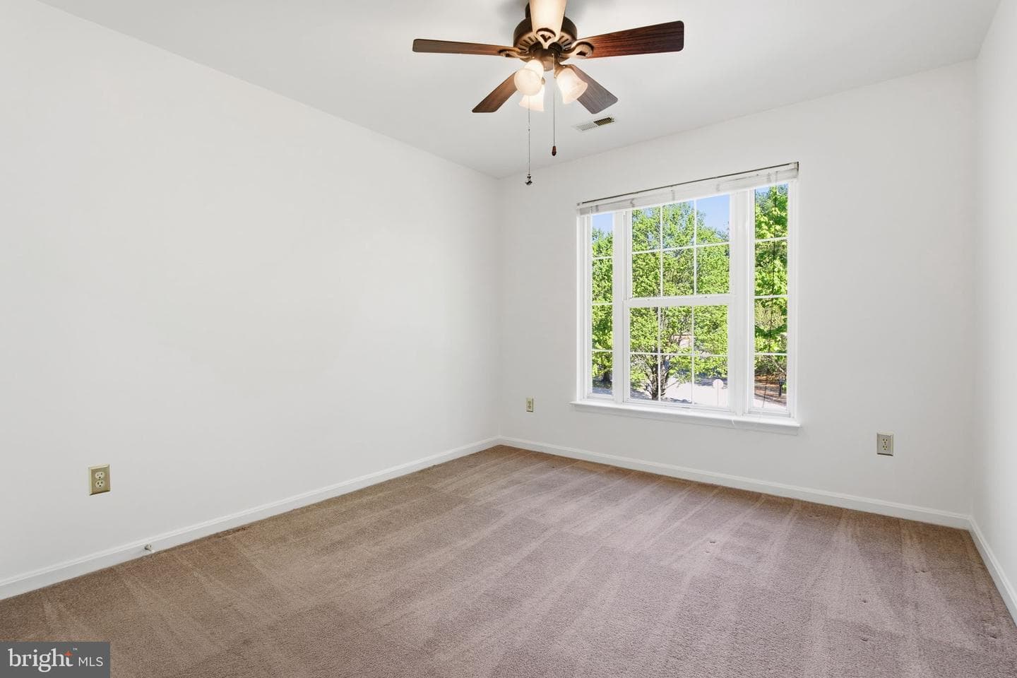 9500 Meadows Farm Drive photo 25