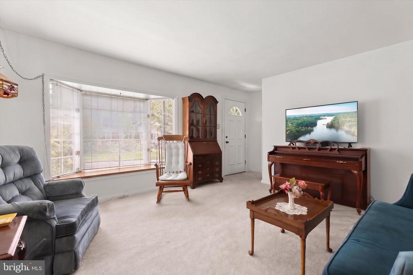 228 Spring Avenue photo 4