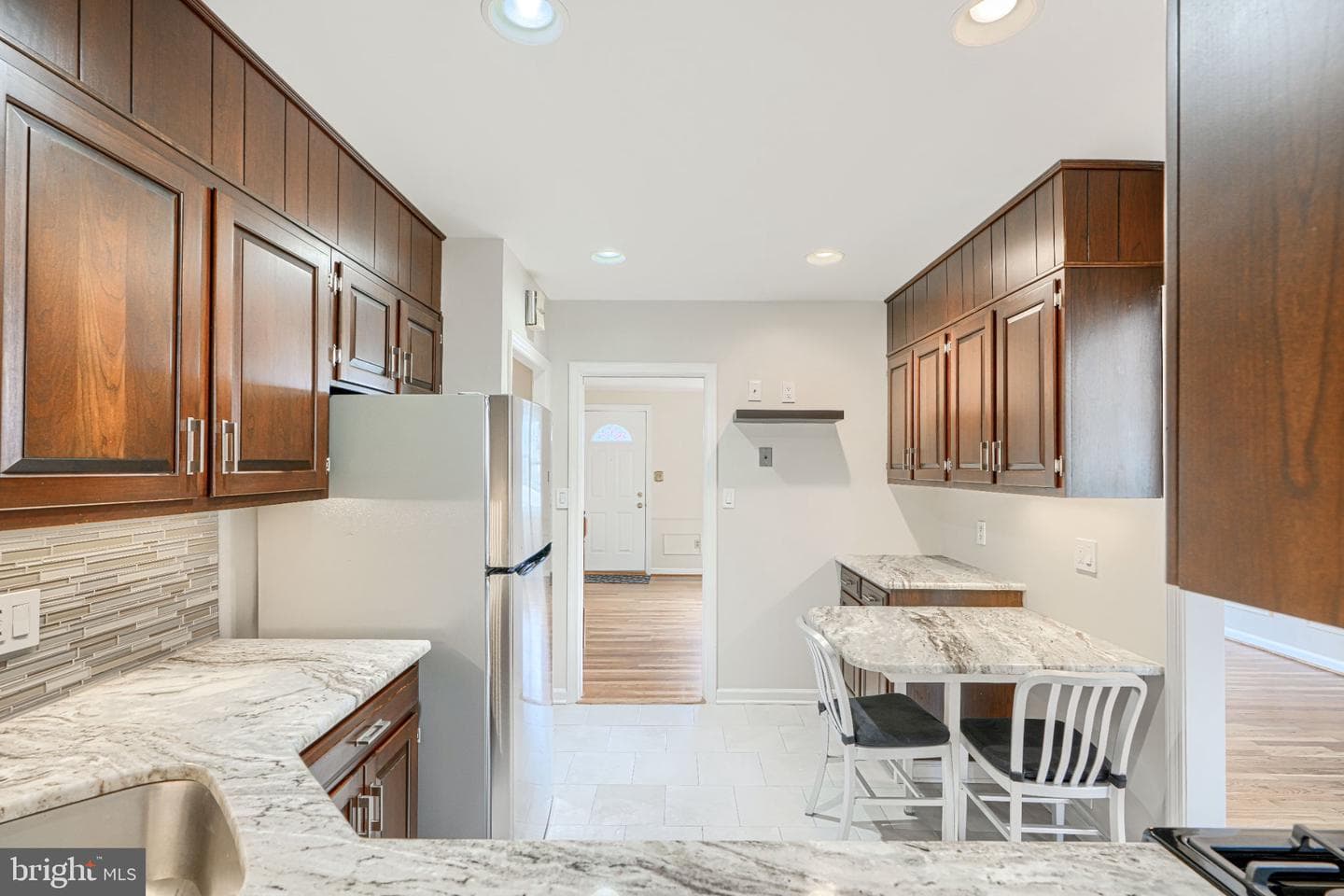 8 Felton Road photo 19