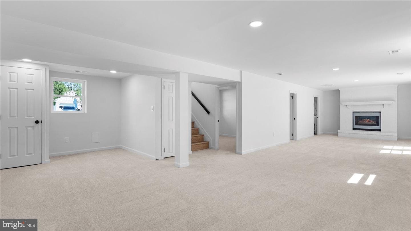 804 Suburbian Road photo 30