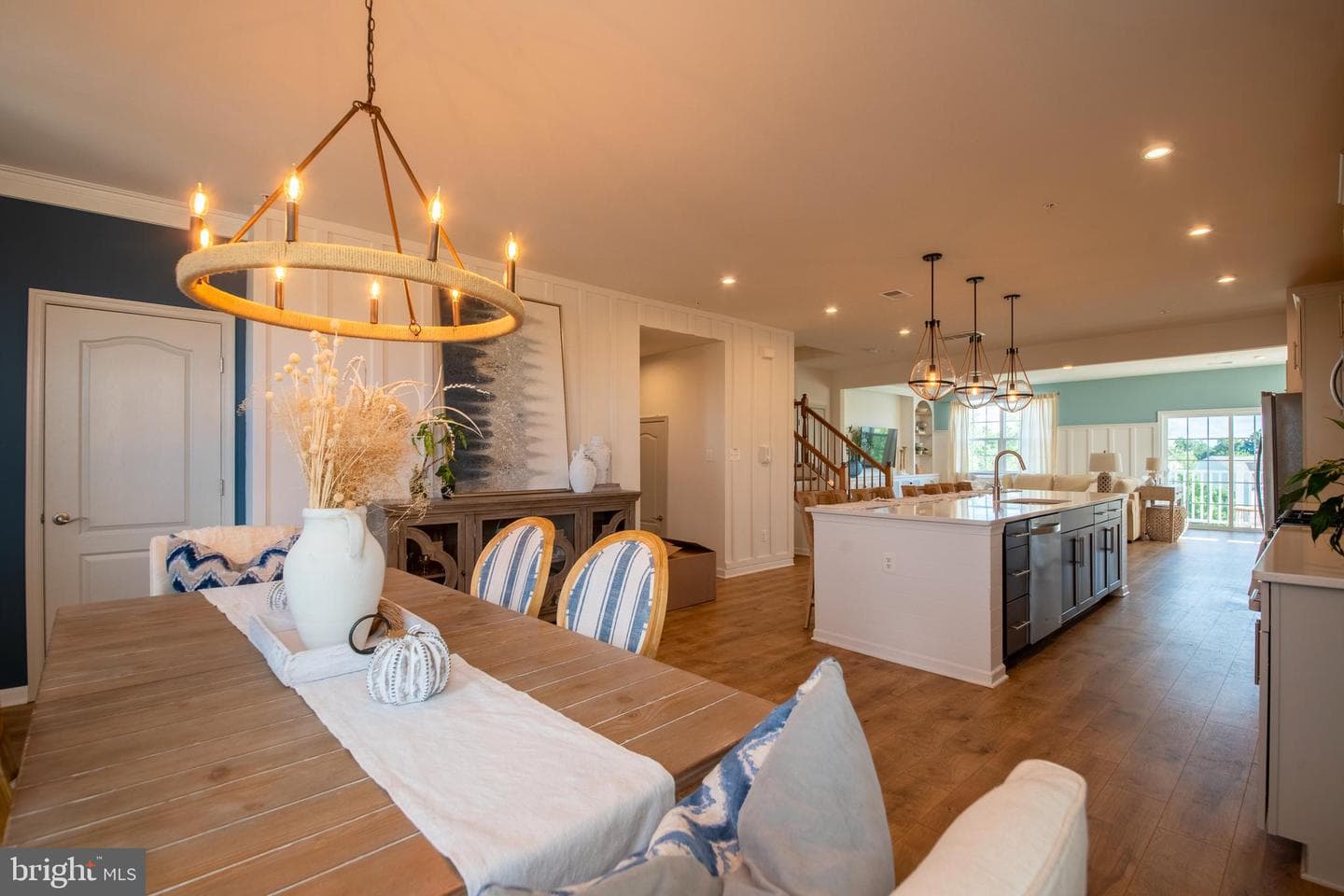 9453 James Macgowan Lane #428 photo 15
