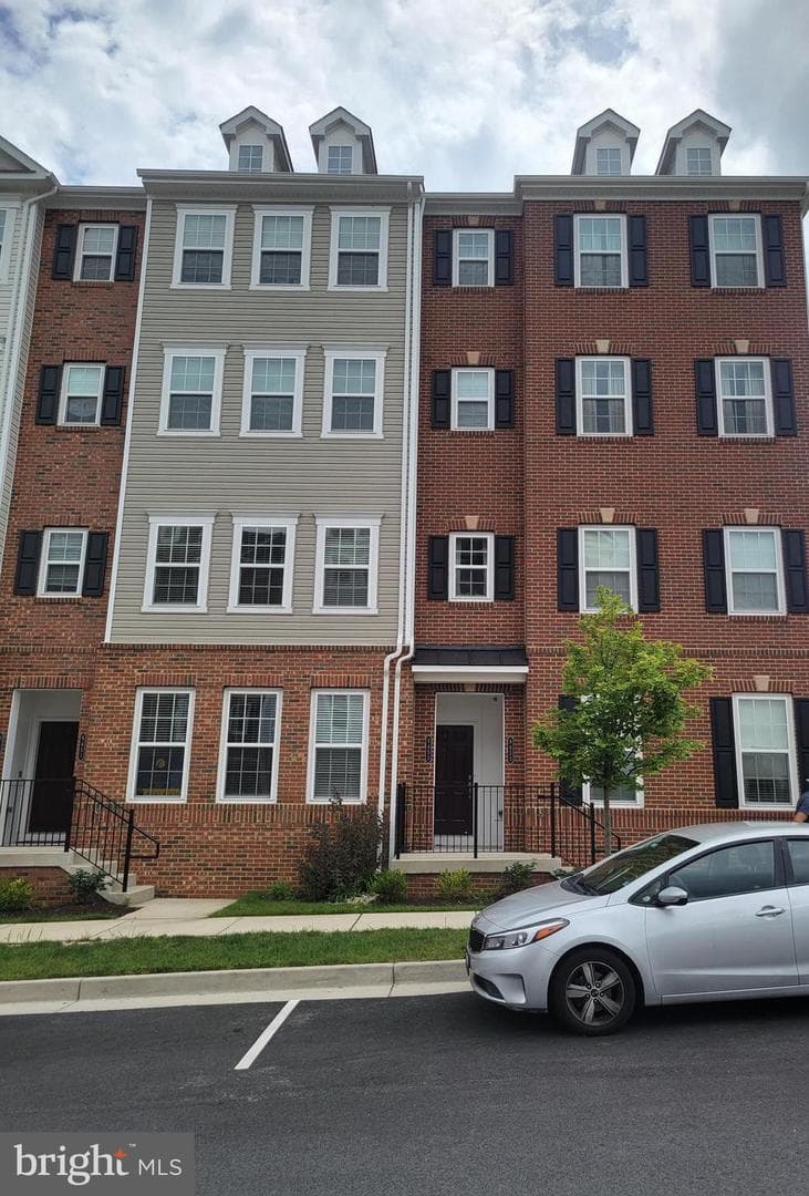 9453 James Macgowan Lane #428, Owings Mills