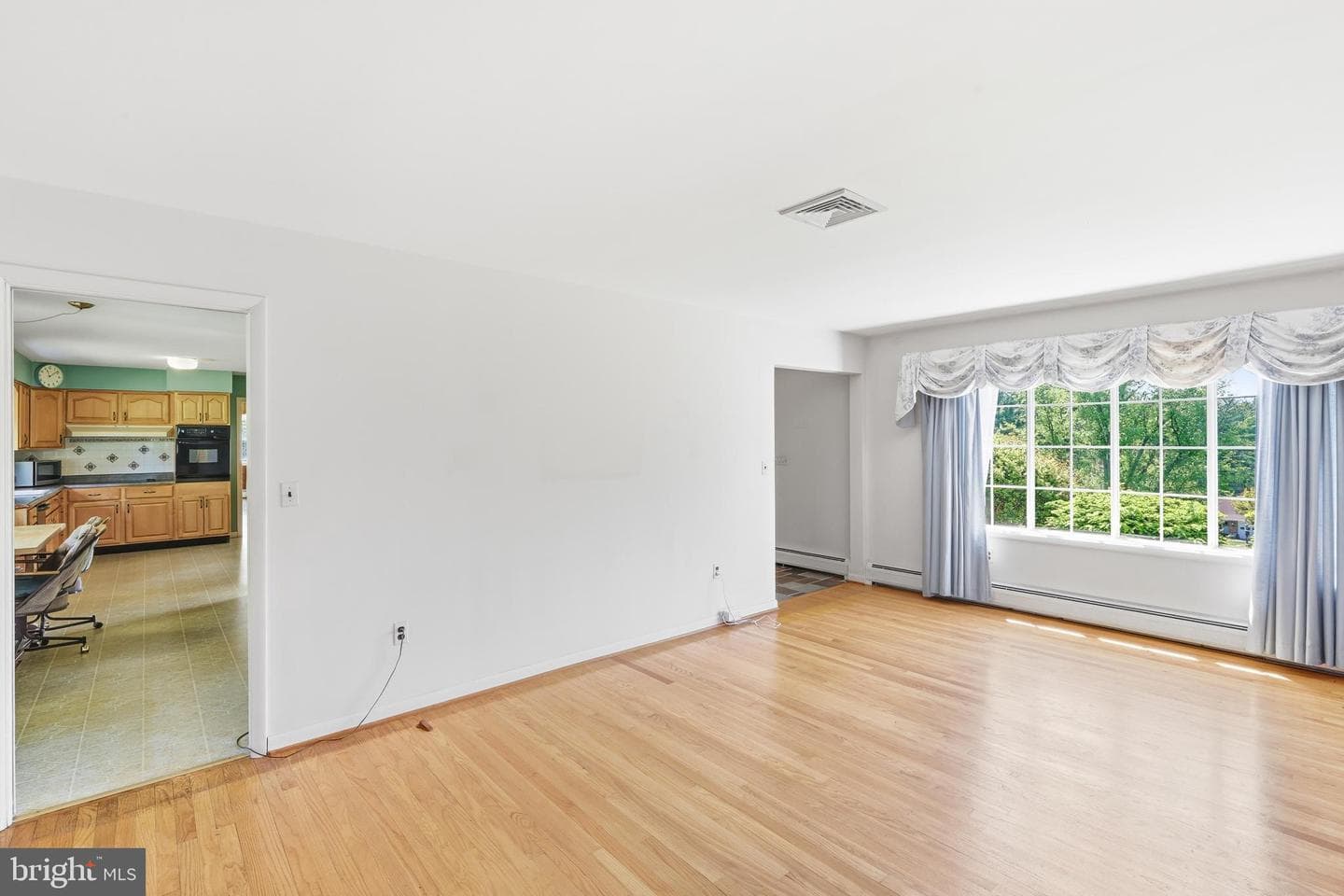 4308 Meadowcliff Road photo 8