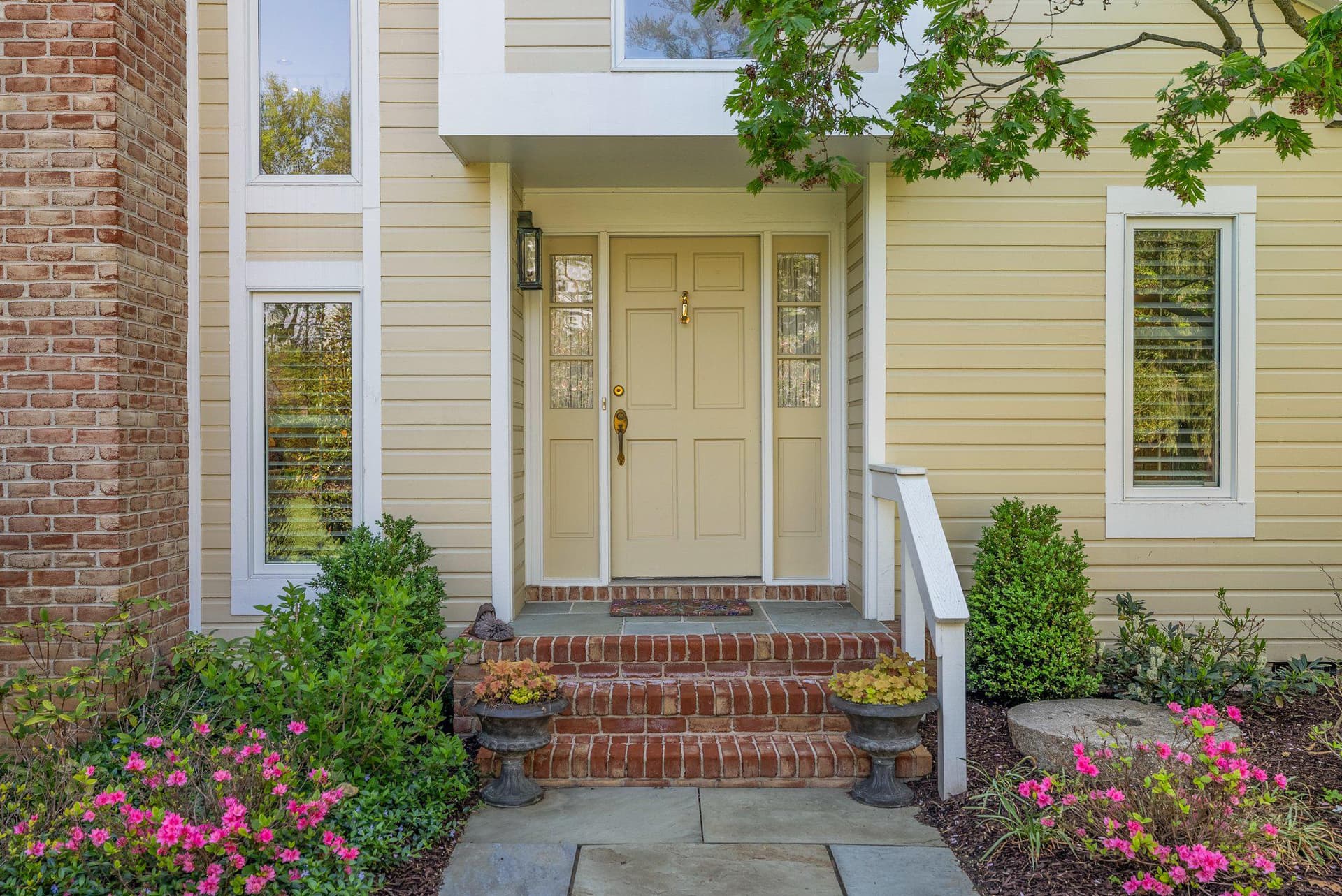 1 Old Boxwood Lane photo 6
