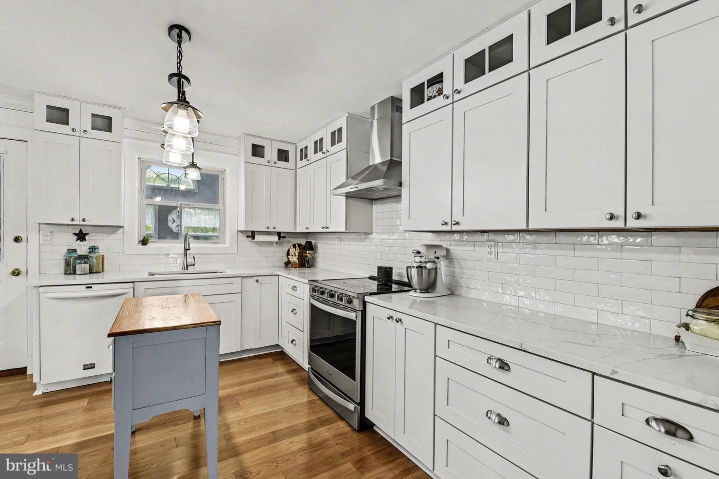 2513 Maple Road photo 9