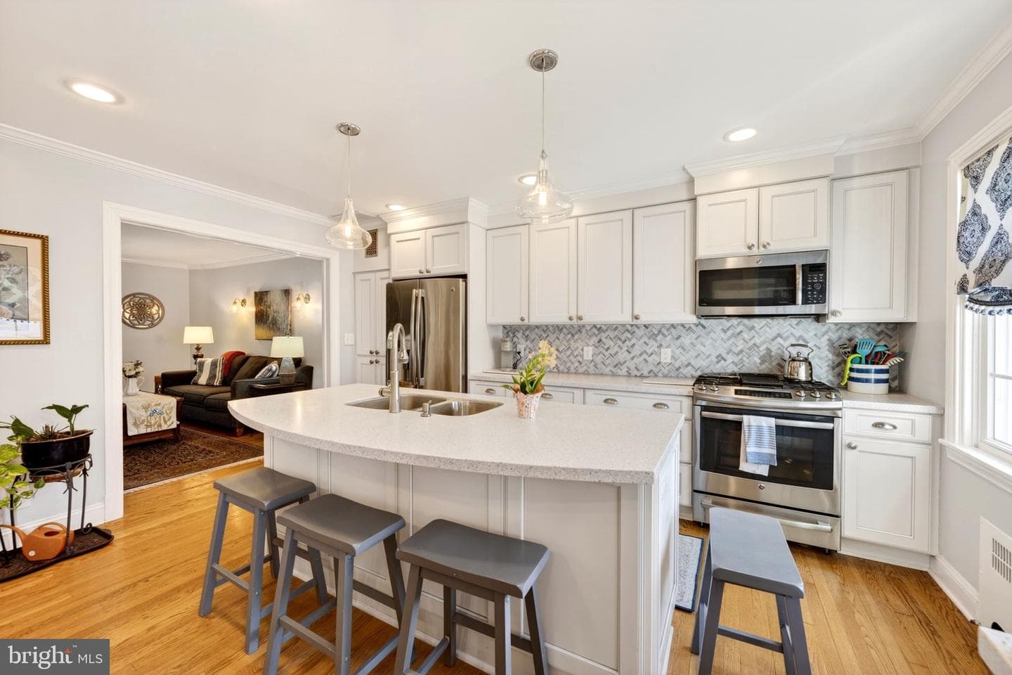 425 Murdock Road photo 11