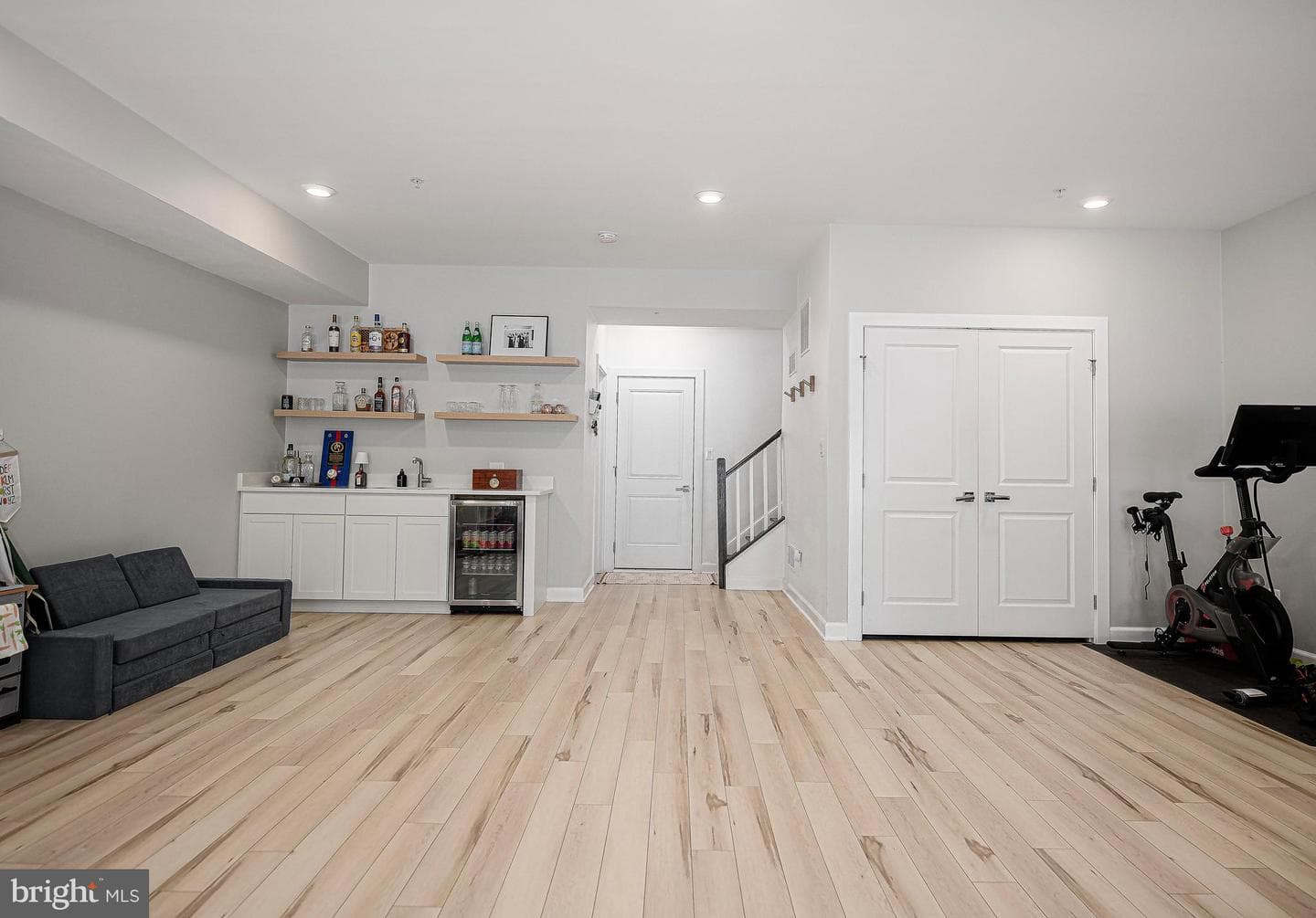 6334 Islington Street photo 29