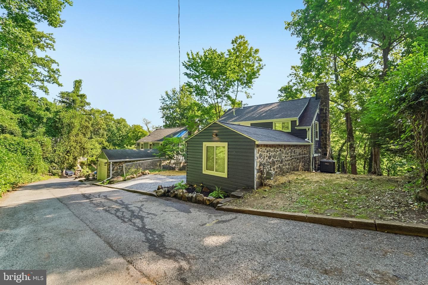 2502 Parkview Rd photo 31
