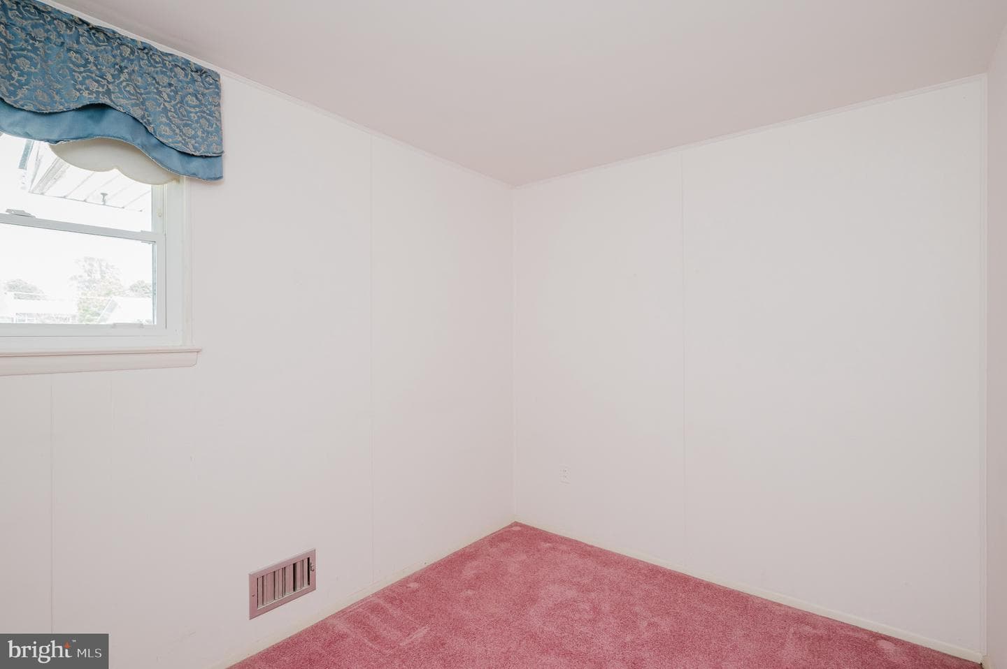 9649 Dundawan Road photo 23