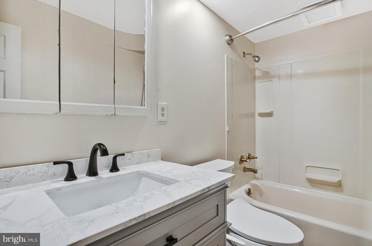 8425 Kings Ridge Road photo 20