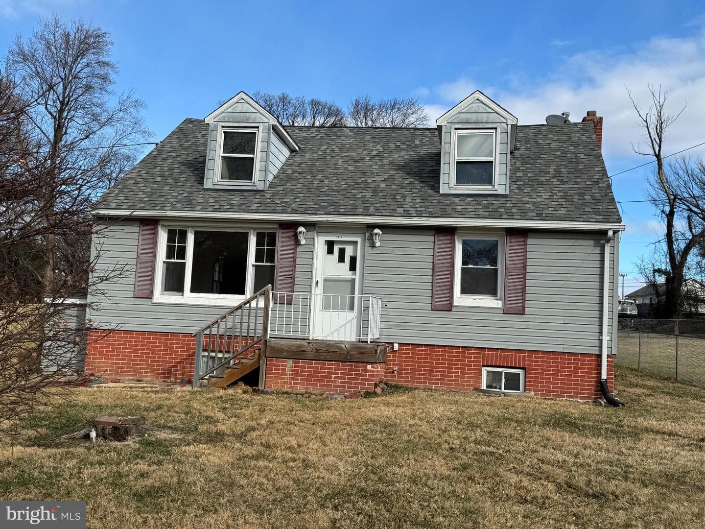 2716 Alderwood Avenue photo 2