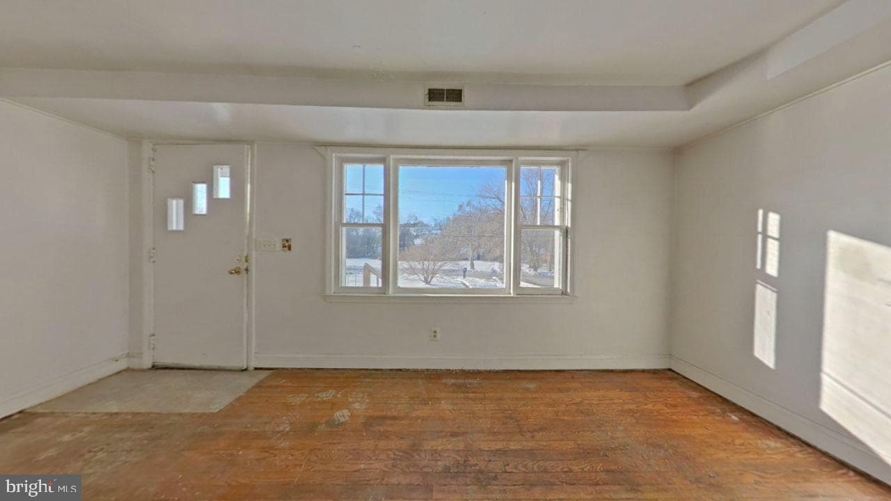 2716 Alderwood Avenue photo 7