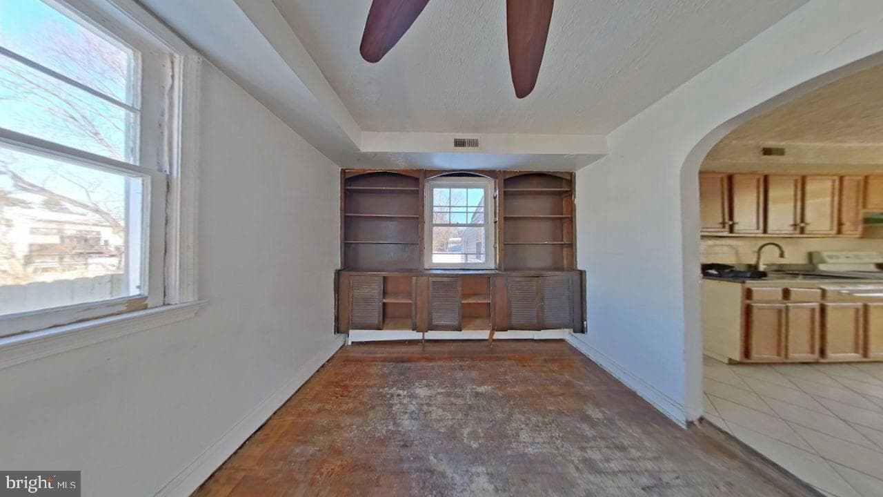 2716 Alderwood Avenue photo 8