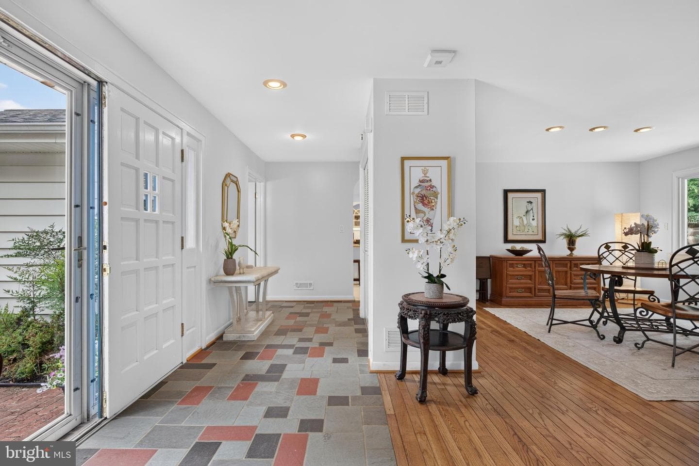2104 Cedar Circle Drive photo 15