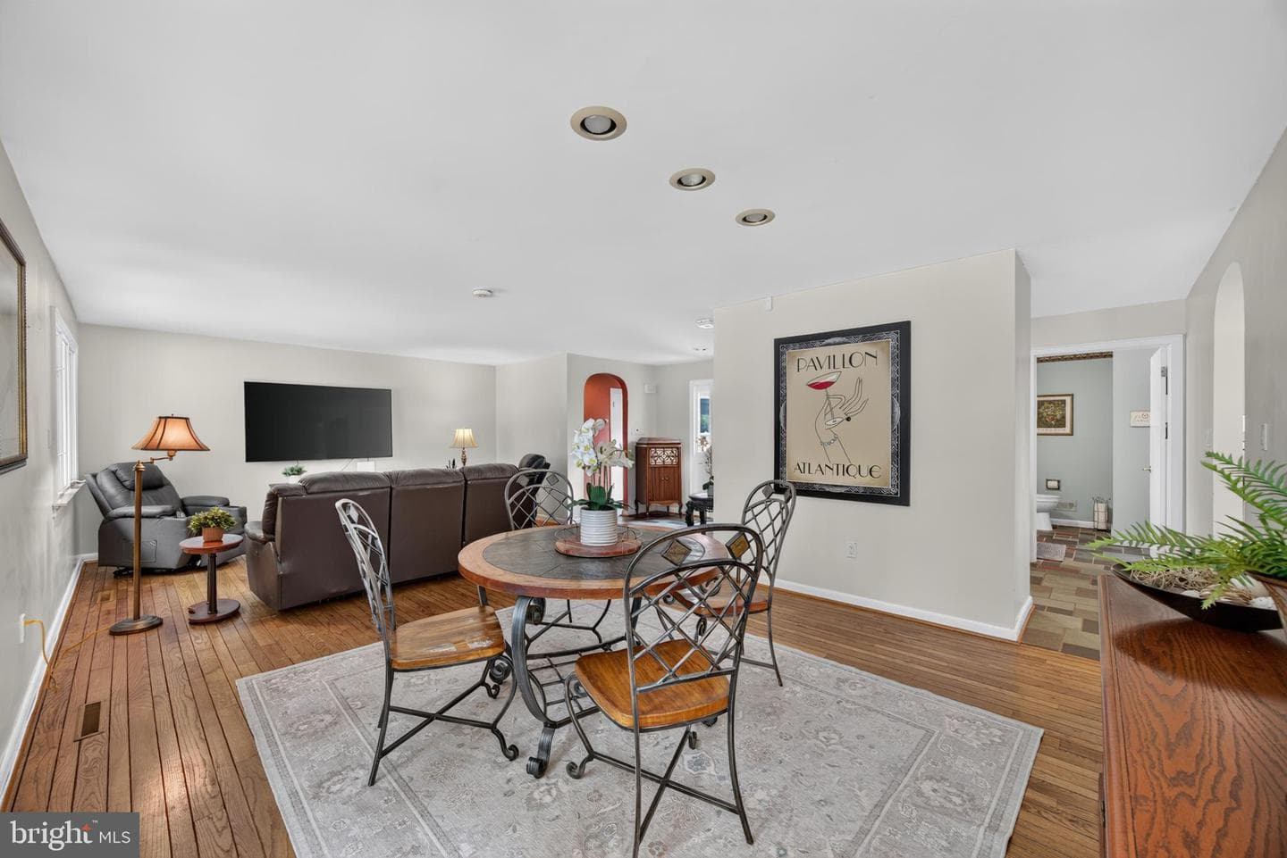 2104 Cedar Circle Drive photo 21