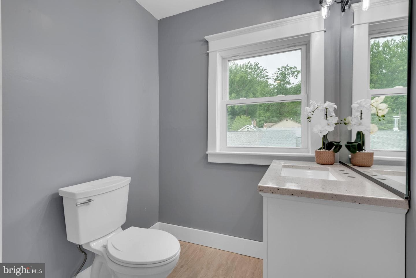 2121 Alvin Avenue photo 19