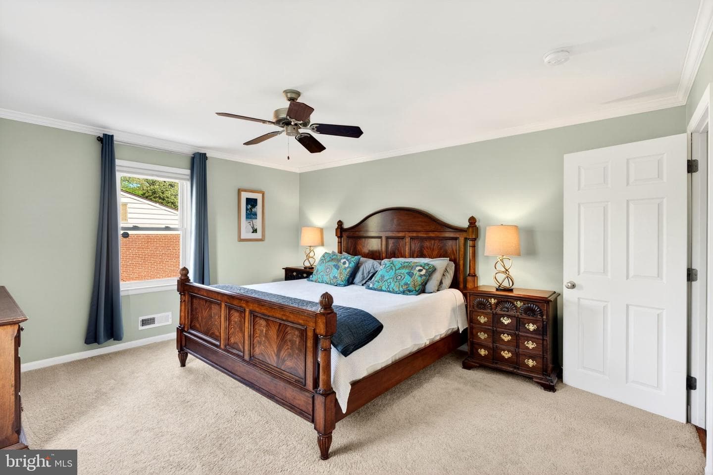 107 Martingale Road photo 25