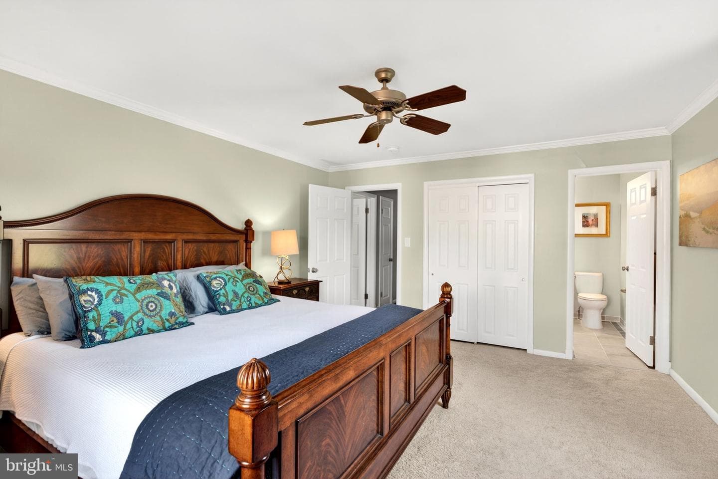107 Martingale Road photo 26