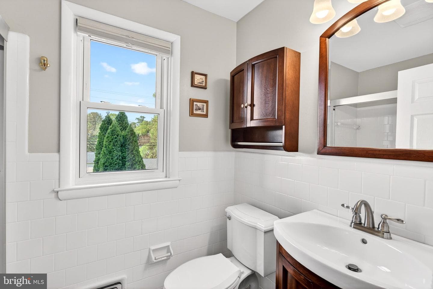 107 Martingale Road photo 34