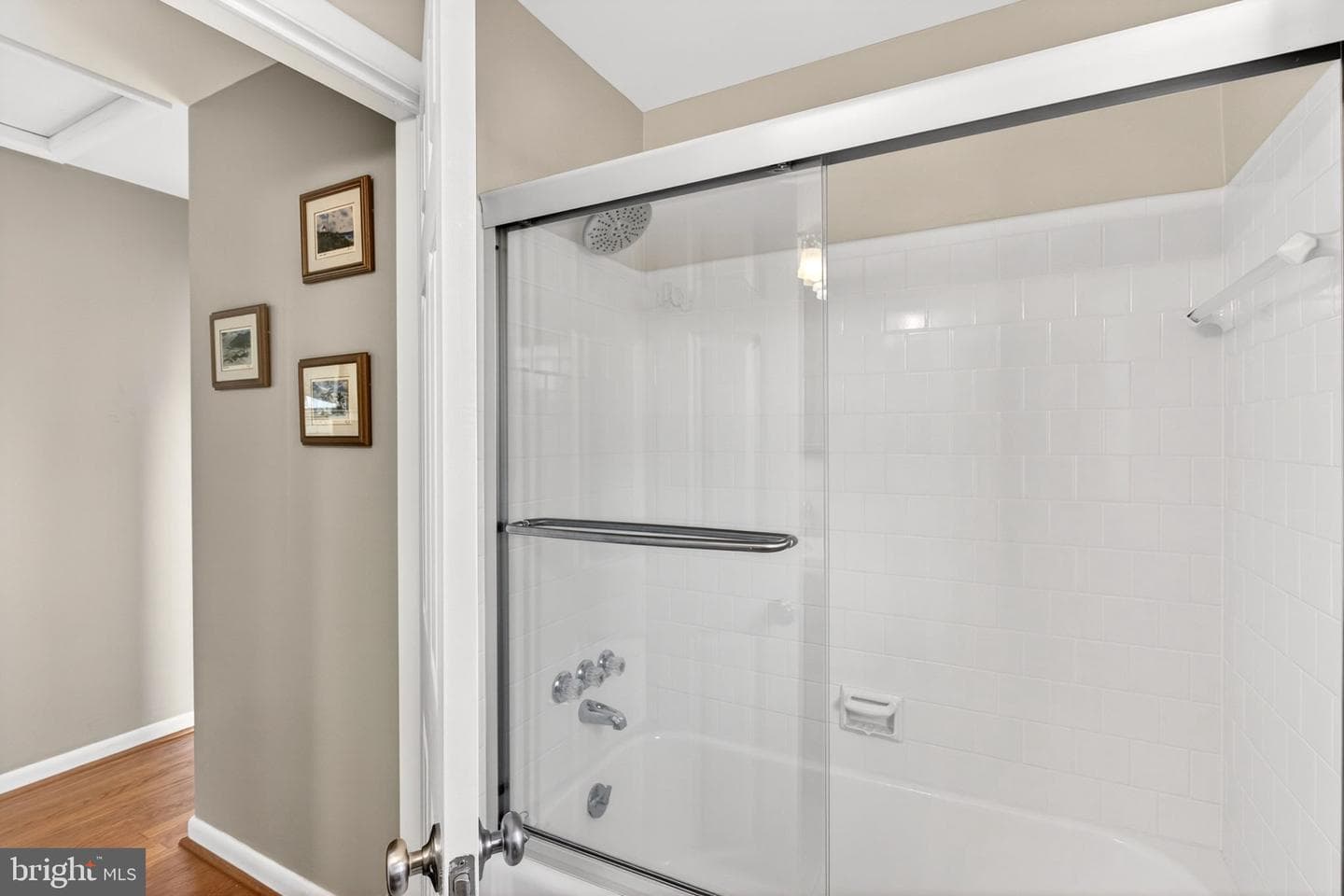 107 Martingale Road photo 35