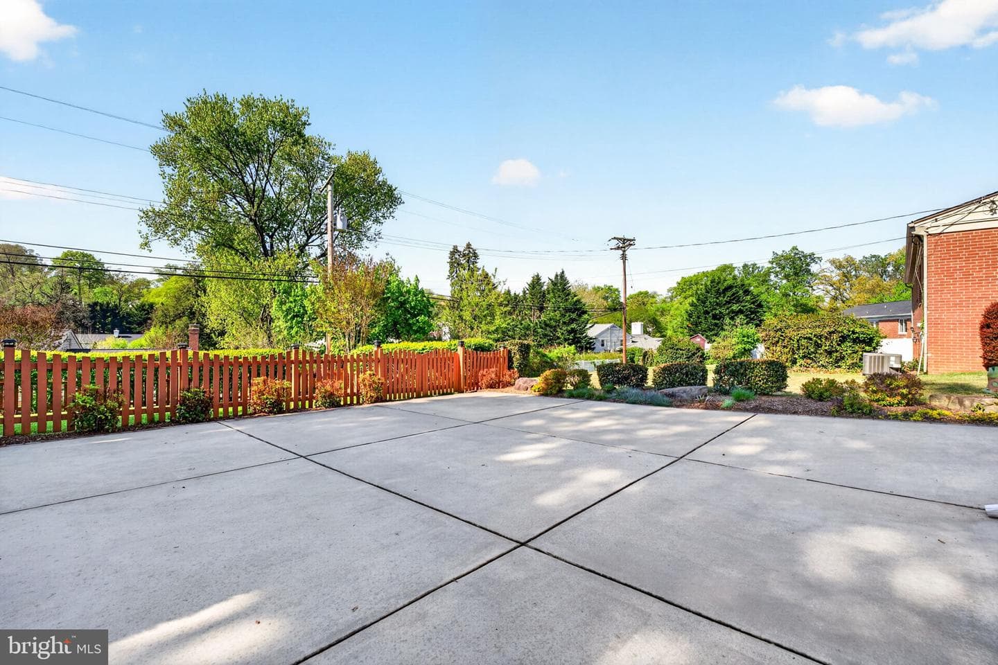 107 Martingale Road photo 53