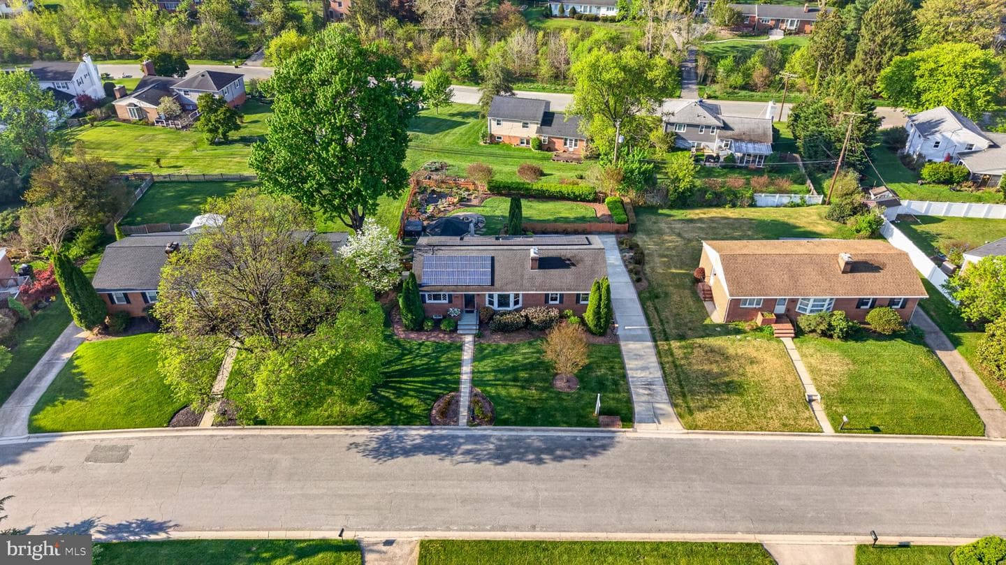 107 Martingale Road photo 81