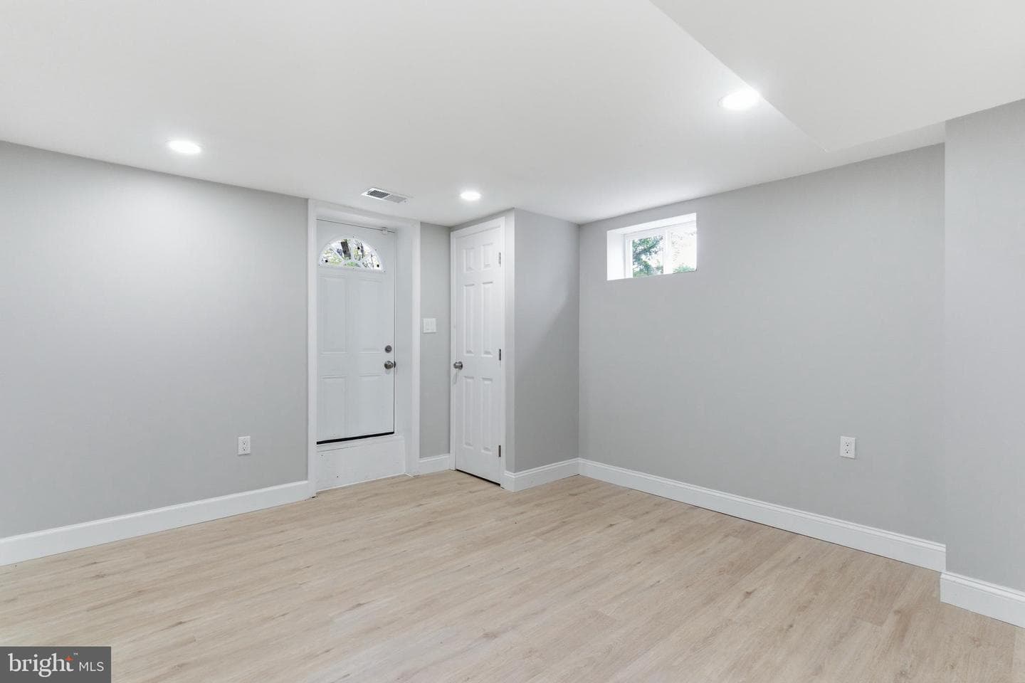 6039 Gwynn Oak photo 26