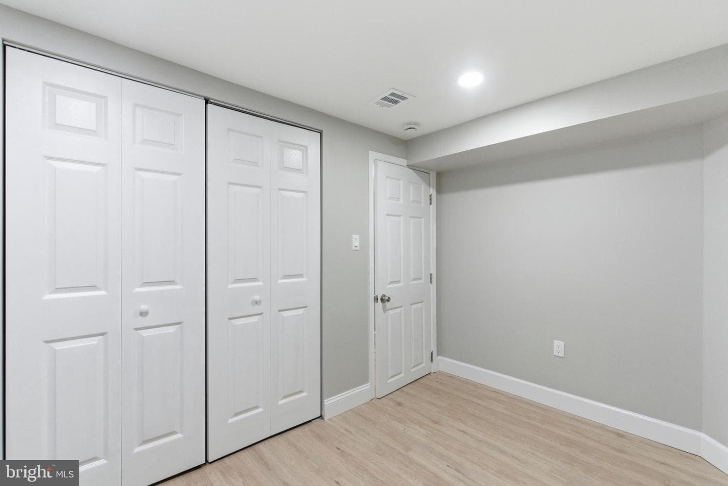 6039 Gwynn Oak photo 28