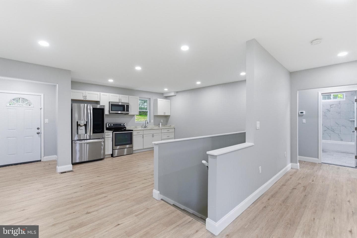 6039 Gwynn Oak photo 8