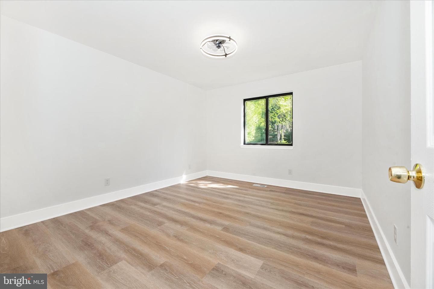 3747 Greenway Lane photo 41