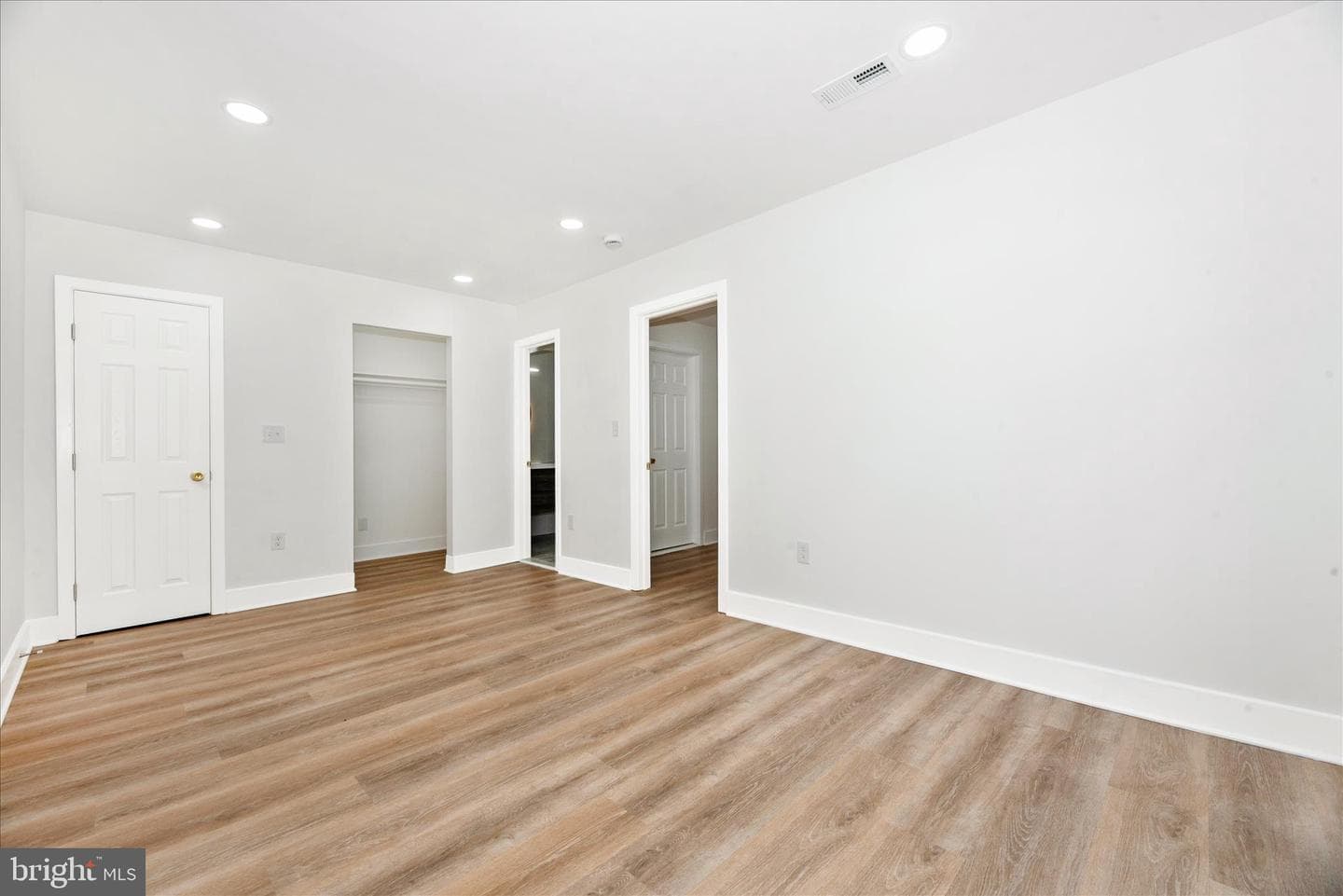 3747 Greenway Lane photo 45