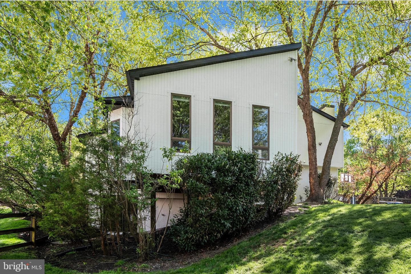 3747 Greenway Lane photo 49