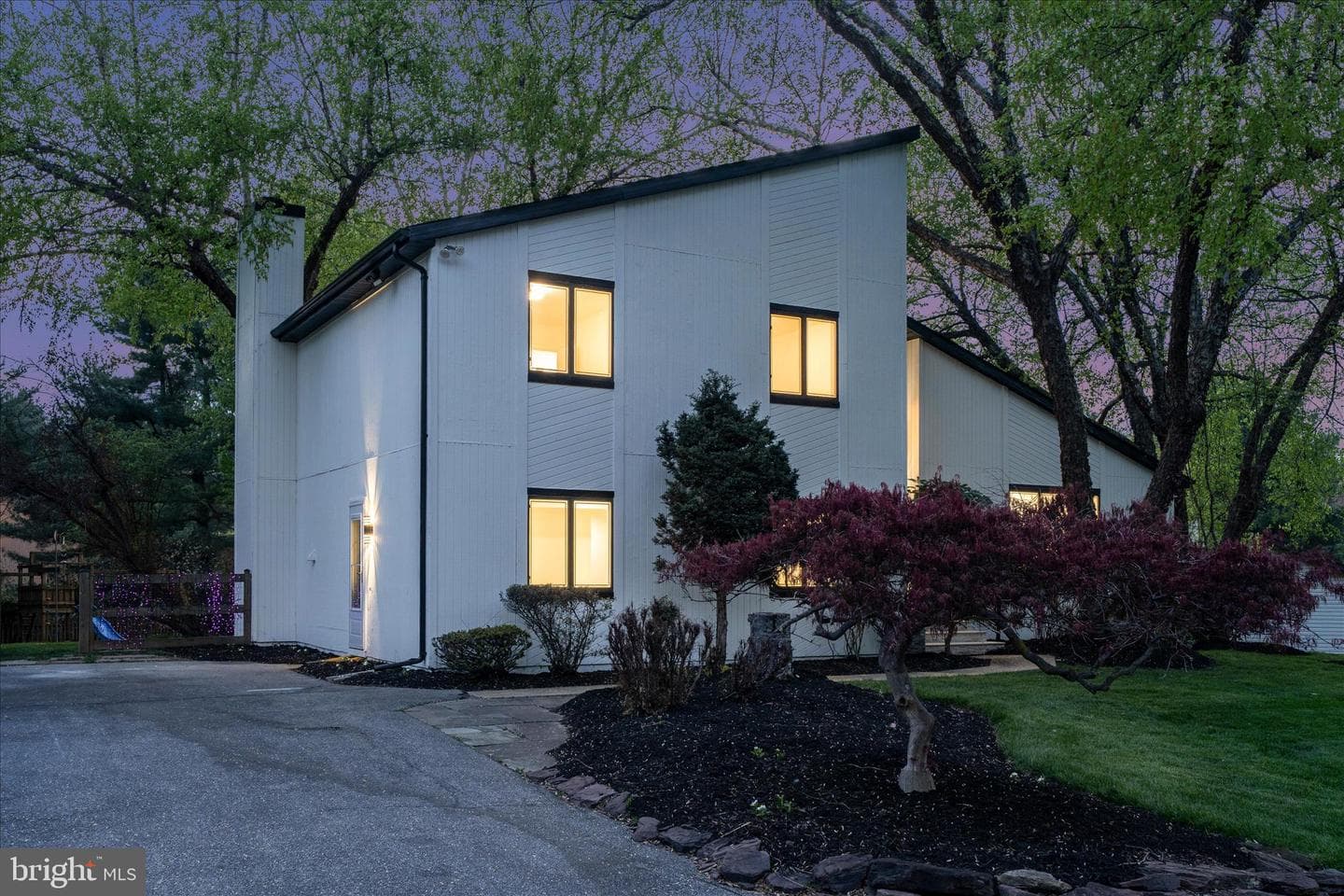 3747 Greenway Lane photo 56