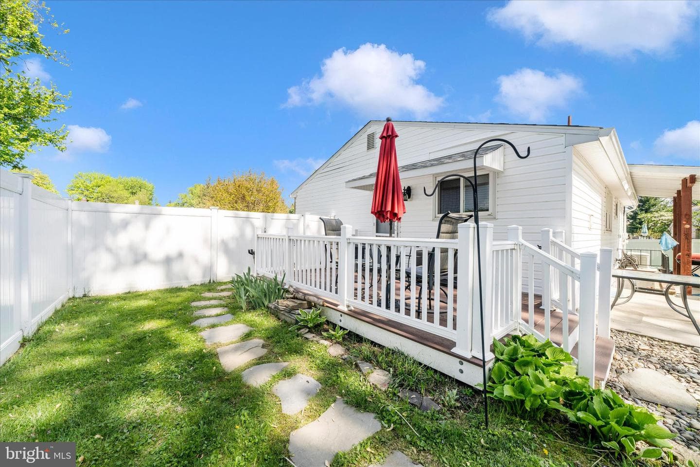 305 Glyndon Drive photo 38