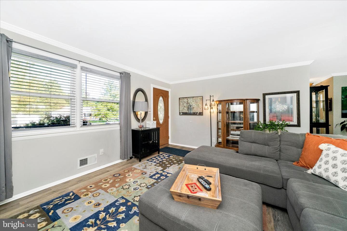 305 Glyndon Drive photo 7