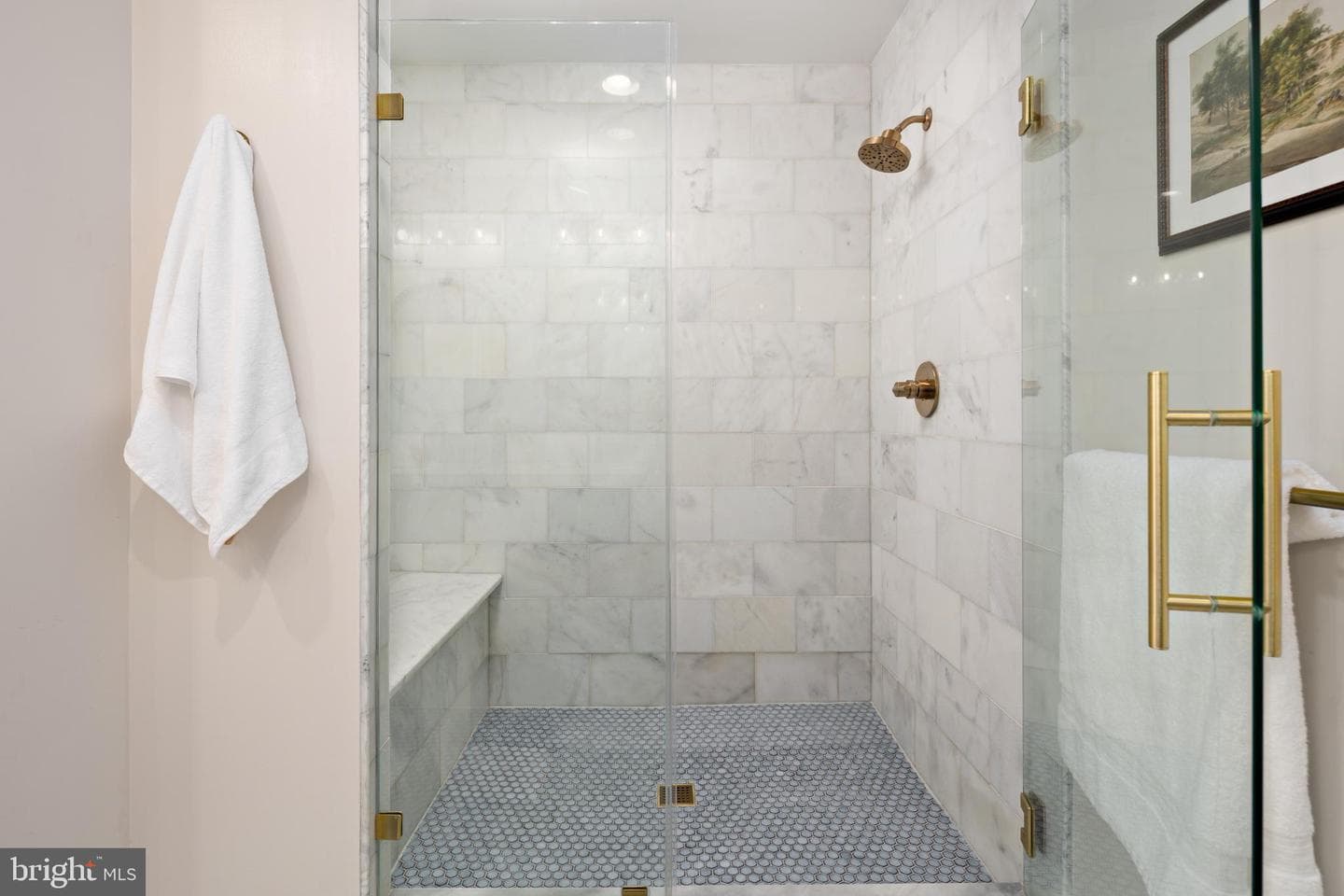 902 Kingston Road photo 34